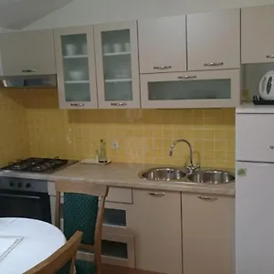 https://holiday-house-near-the-see.hotelinzadar.com